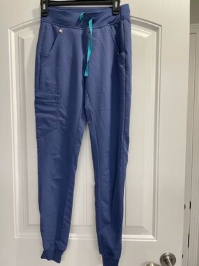 FIGS Highwaisted Zamora Jogger Scrub Pants Big Sky XXS Tall